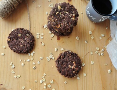 Cookies integrali all’avena e nocciole