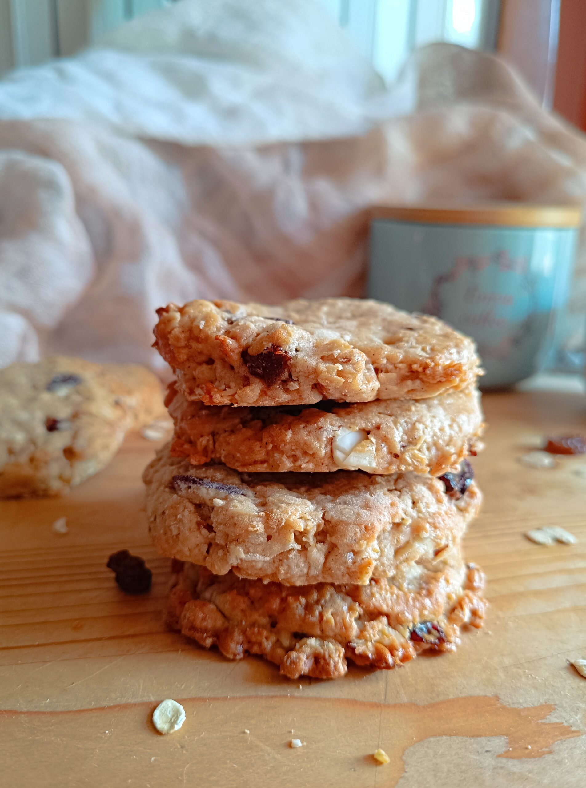 Biscotti avena e frutta secca