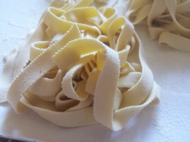 Pappardelle con la pasta maker