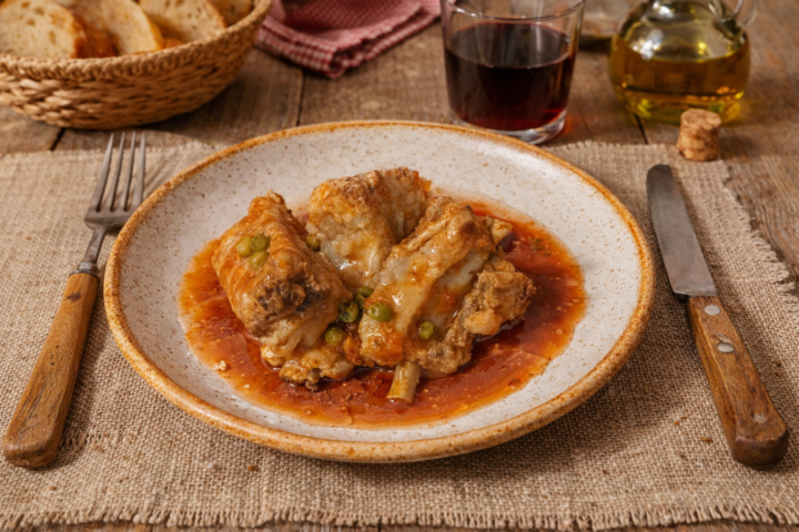 Costine di maiale in umido con piselli