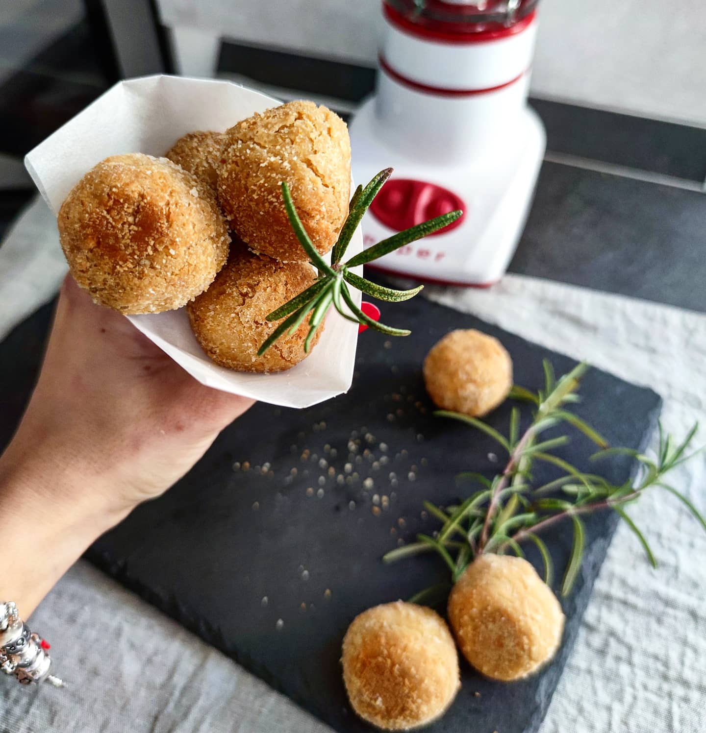 polpette di ceci e tonno