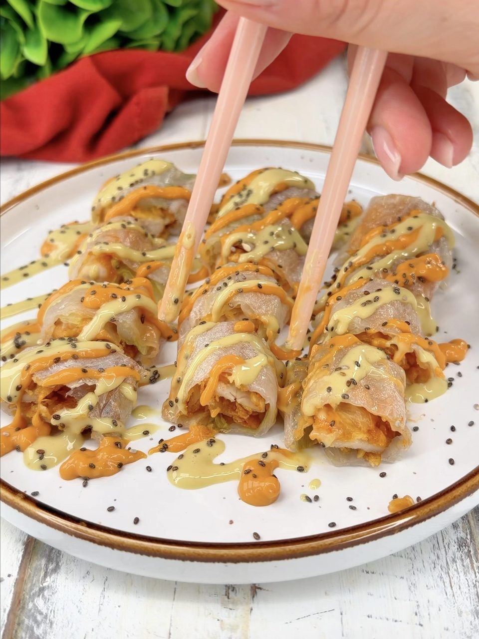 Fake sushi con pollo croccante in friggitrice ad aria