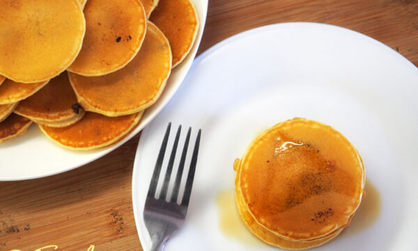 Pancakes senza burro e senza stress: soffici e pronti in pochi minuti
