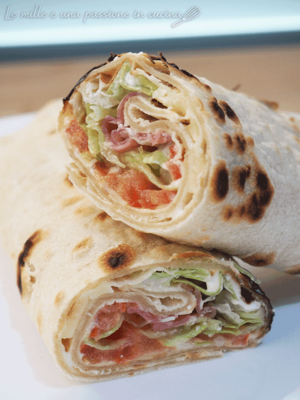 Piadina tagliata a metà