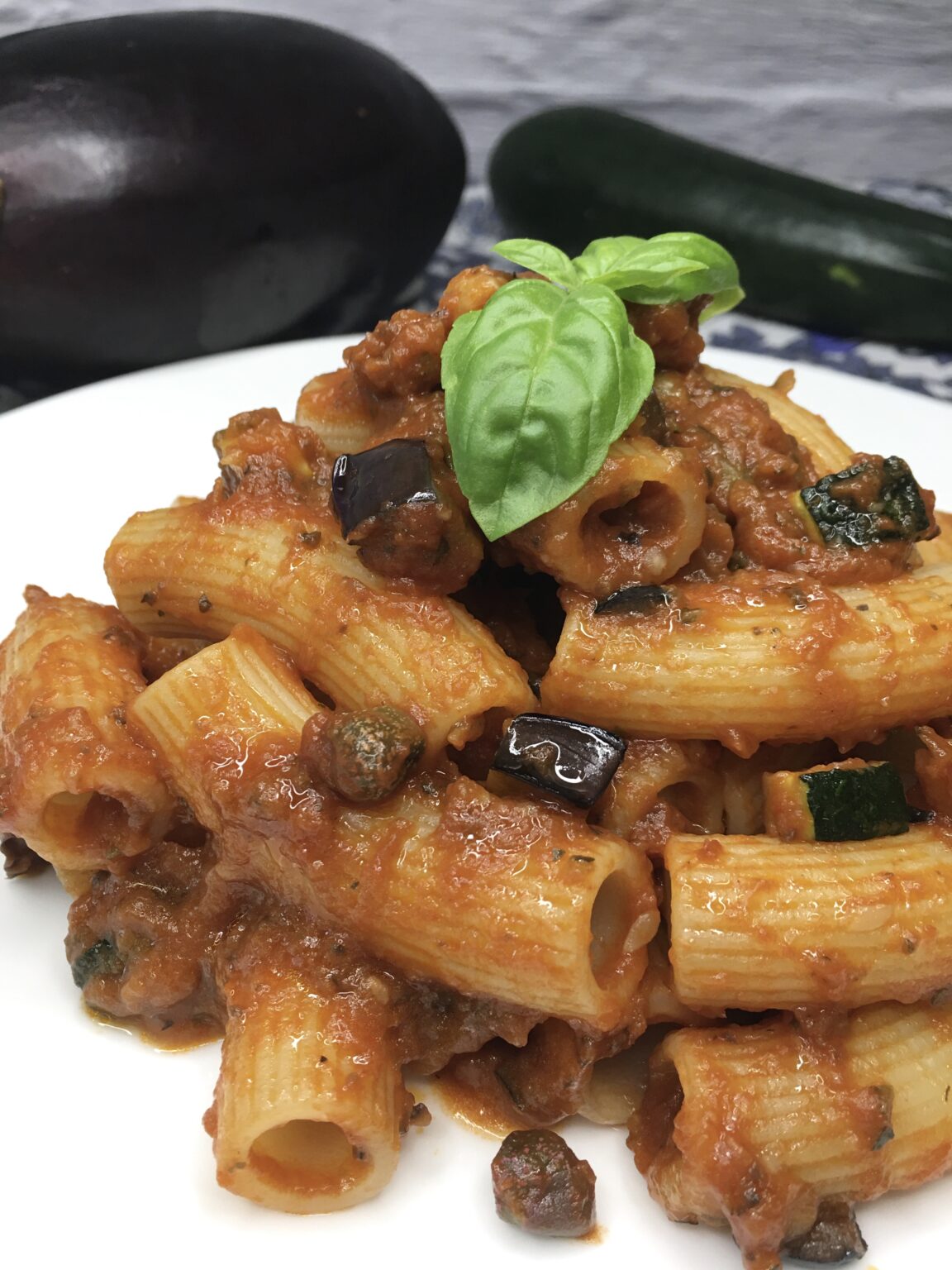 Rigatoni al ragù vegetale - Le Ricette di Ale