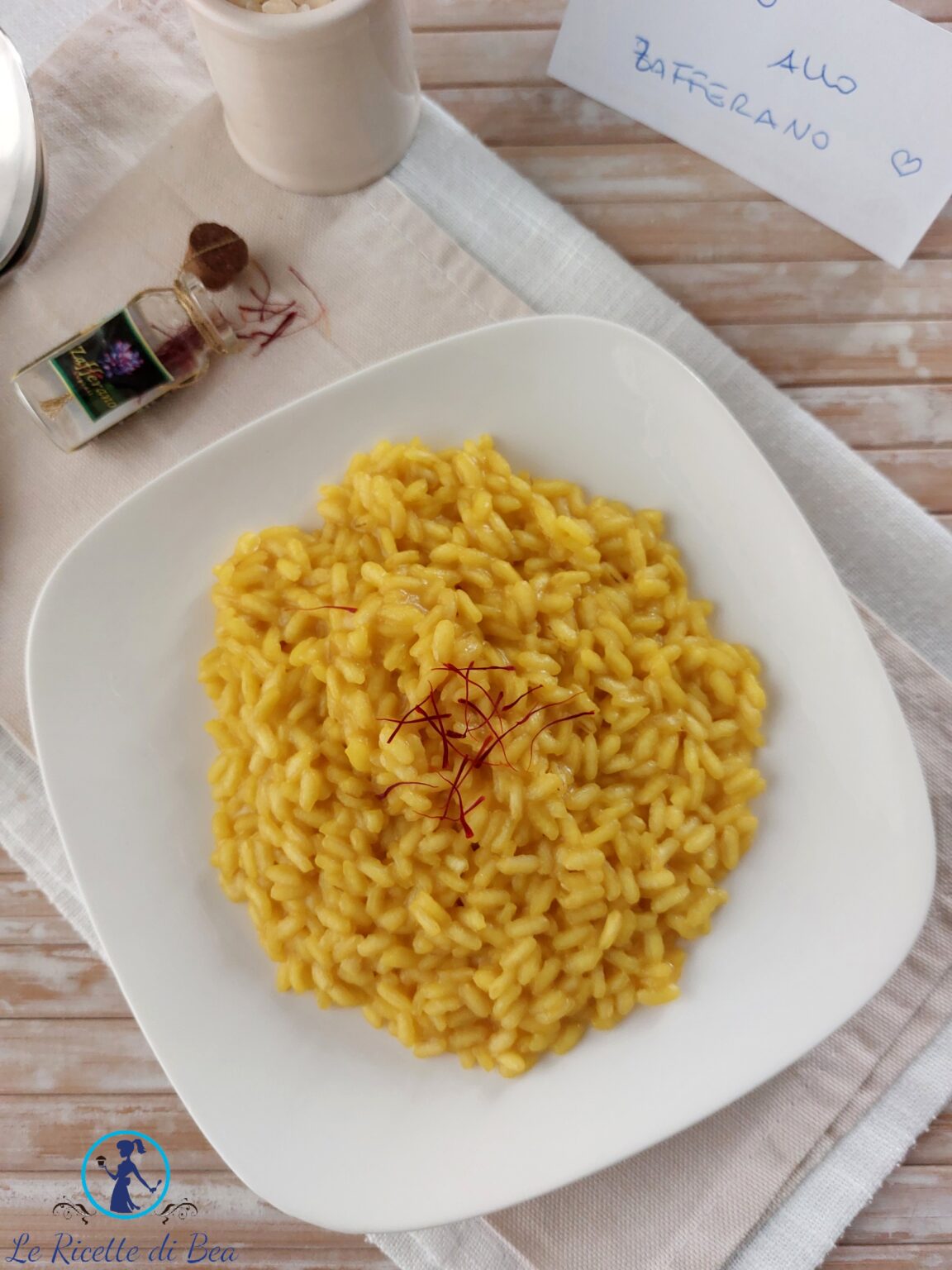 Risotto allo zafferano cremoso per due persone Le Ricette di Bea