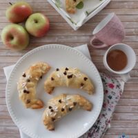 ricetta cornetto ripieno di mela
