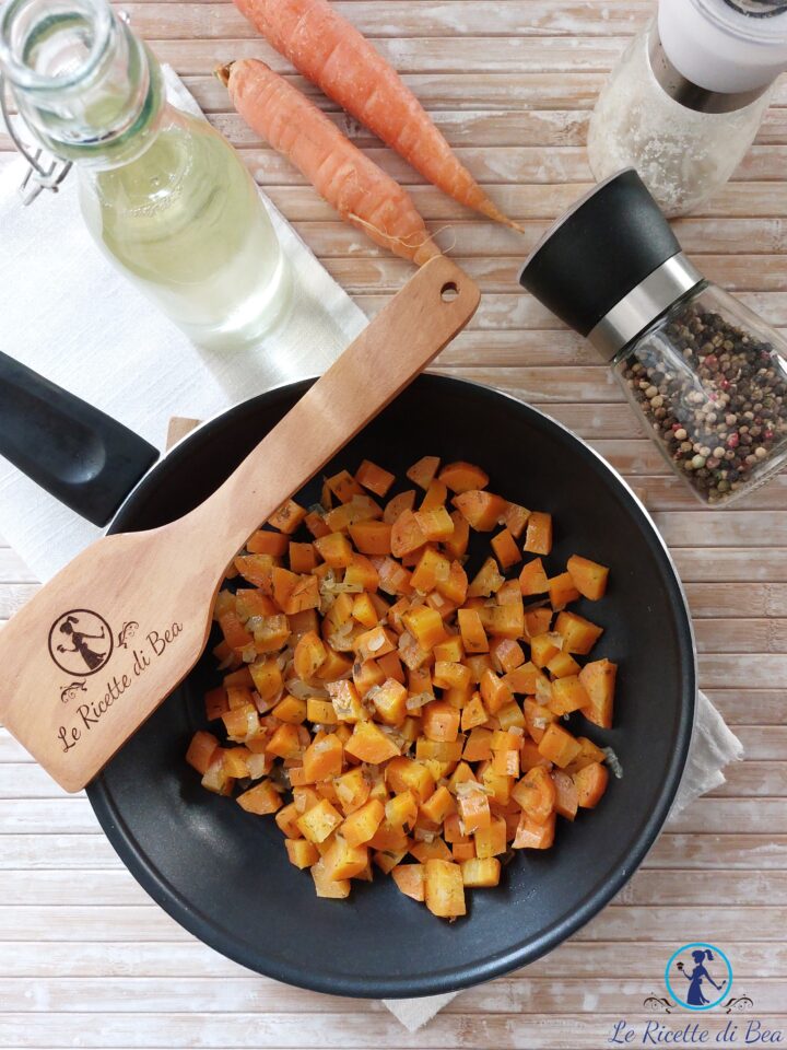 carote saporite cotte in padella