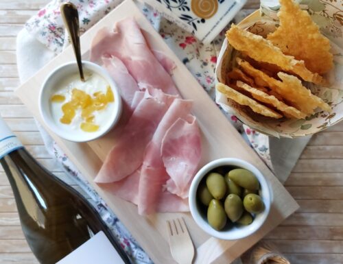 Chips di parmigiano: ricetta facile e veloce