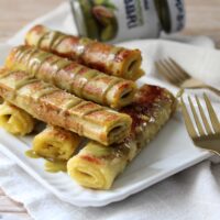 french roll up con crema al pistacchio