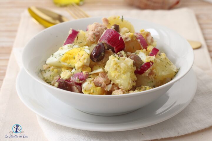 patate in insalata con tonno e uova