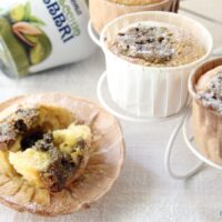 muffin con cuore cremoso al pistacchio