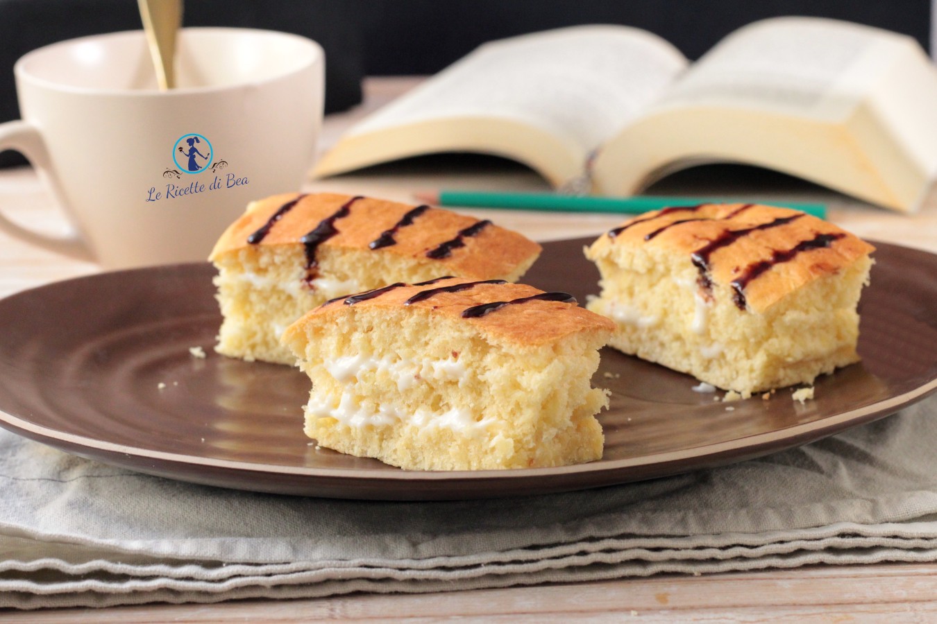 brioche al latte con strisce al cioccolato