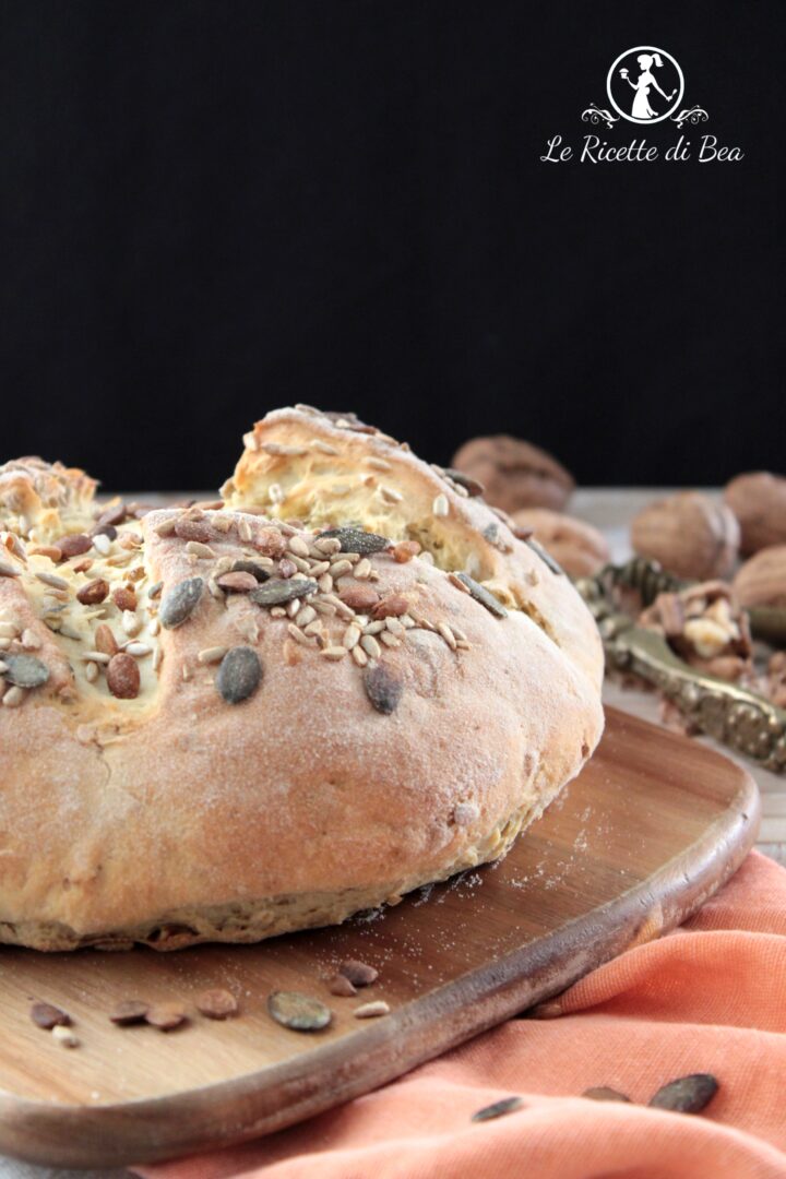 pagnotta con semi e noce
