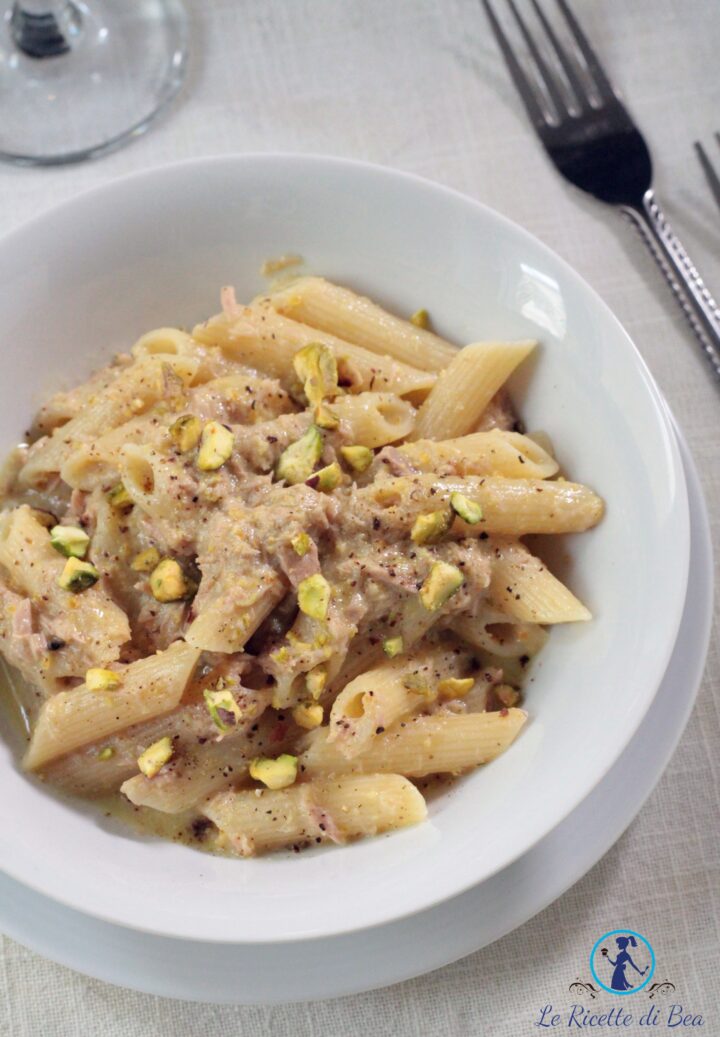 pasta al tonno con pistacchio