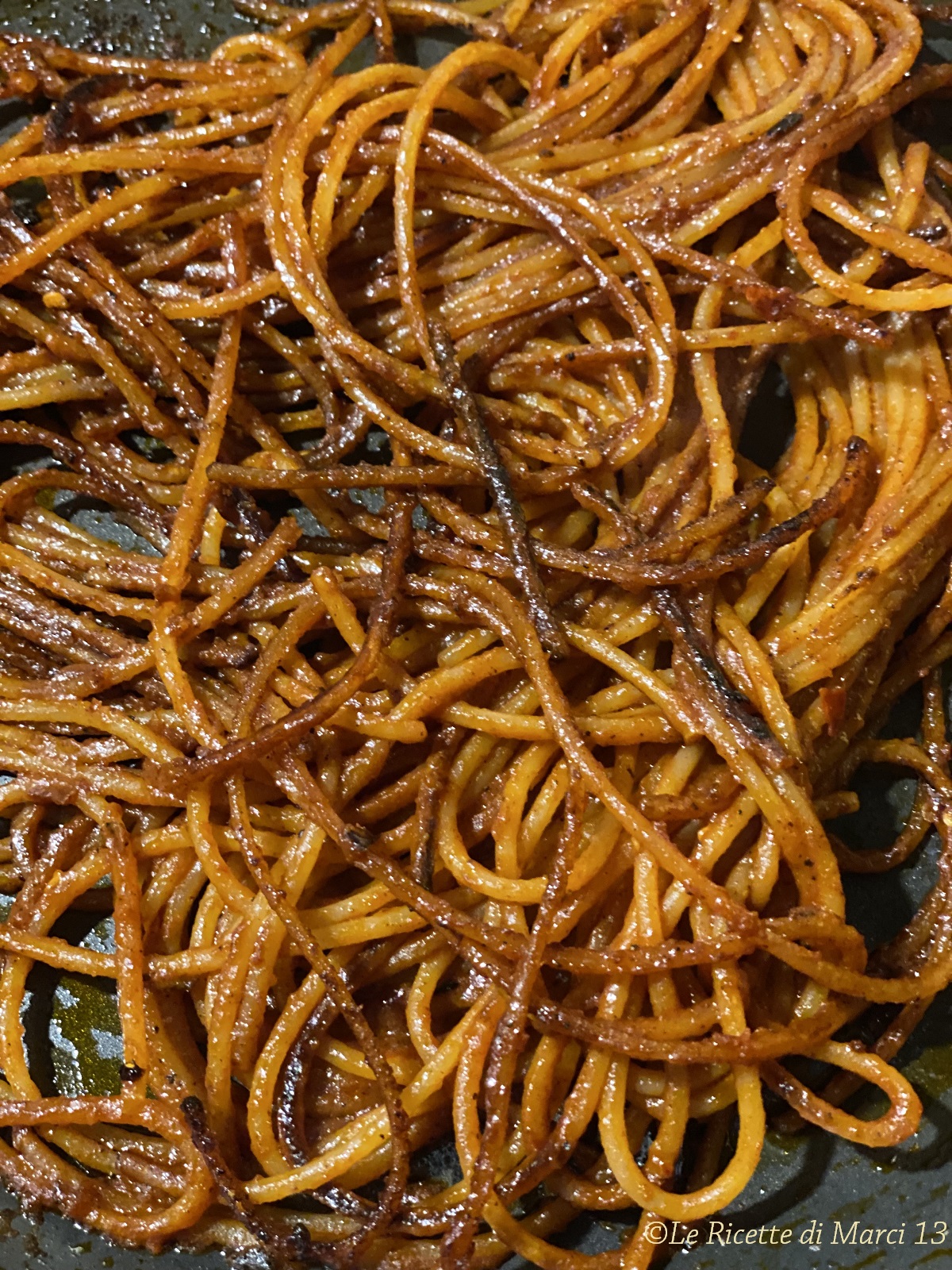 Spaghetti all'assassina ricetta originale facile passo passo