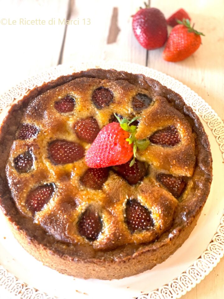 Crostata alle fragole con crema frangipane