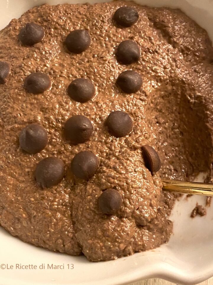 Mousse facile al cacao con semi di chia