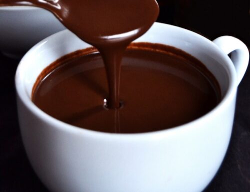 Come fare il cioccolato in tazza senza cioccolato