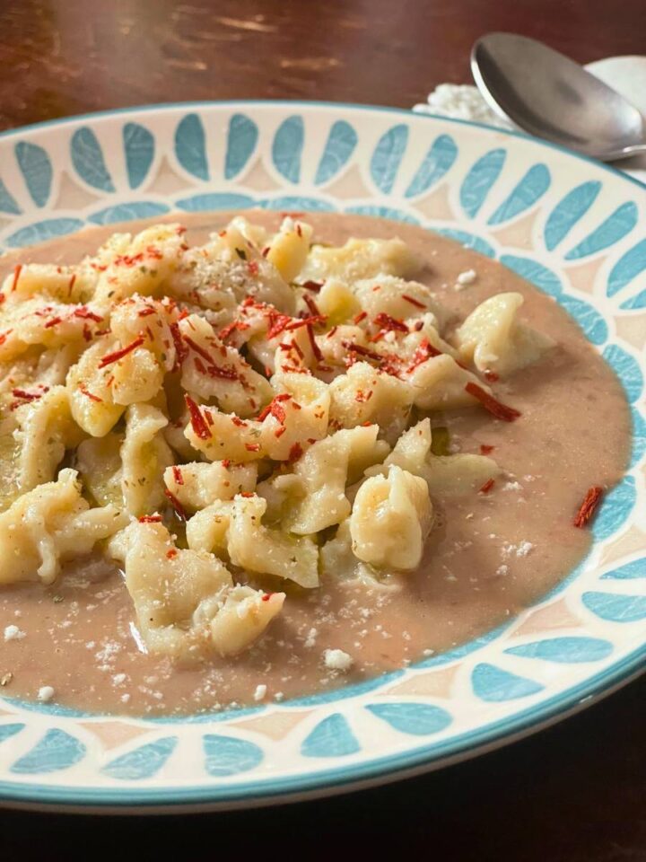 pizzicotti con crema di fagioli gentili di labro