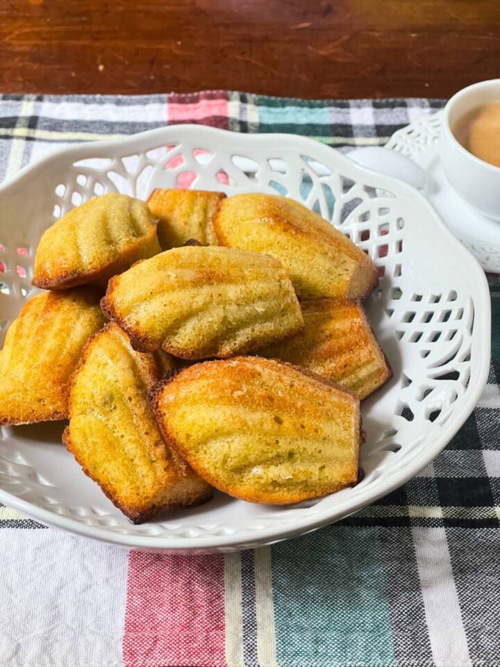 madeleines al pistacchio