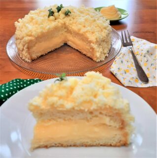 Torta mimosa al limone con crema al limone