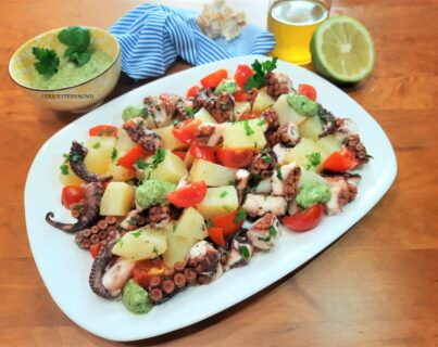 Insalata polpo patate e pomodorini con pesto