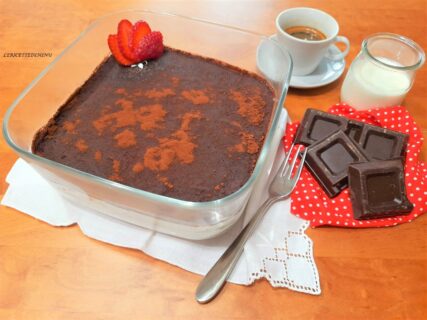 Tiramisù al caffè senza uova crude