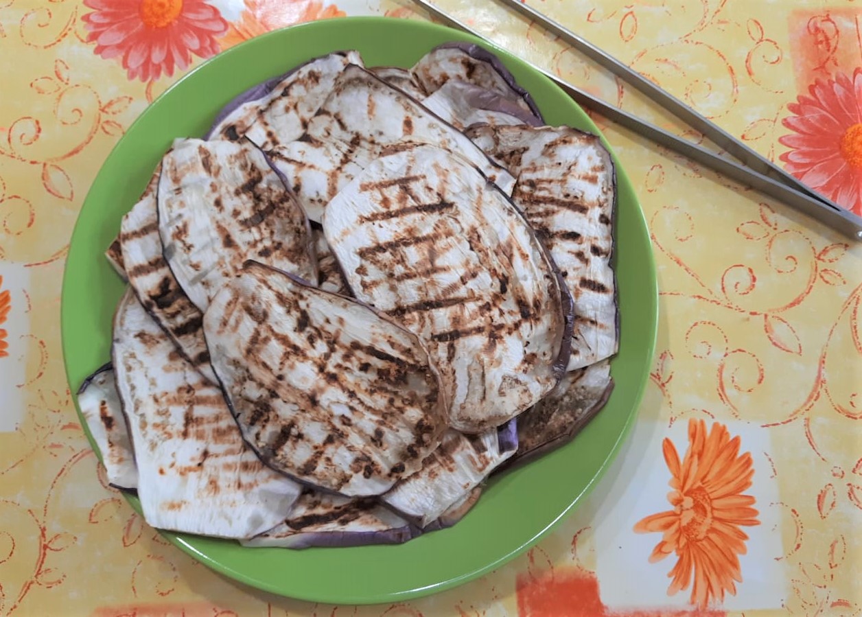 Involtini di melanzane in padella