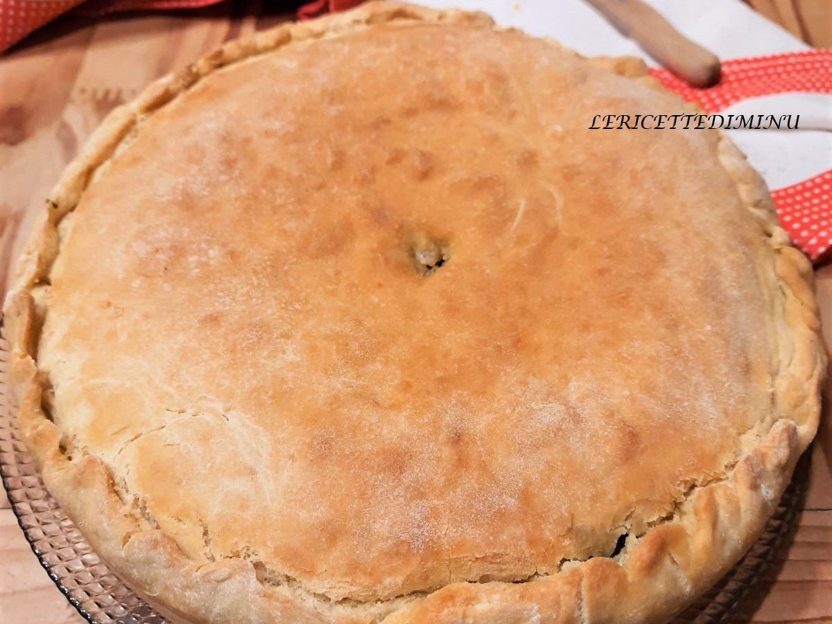 Schiacciata o scacciata con la scarola