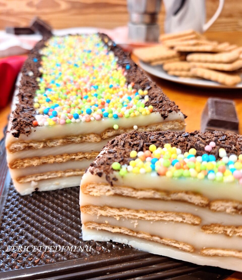 Biancomangiare con biscotti siciliano