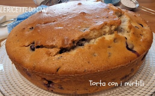 Torta con i mirtilli