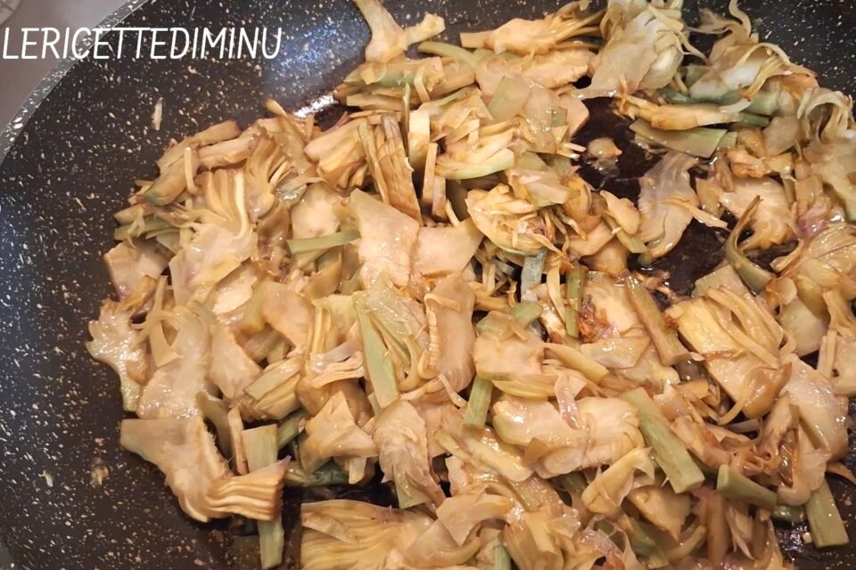 Lasagne carciofi e salsiccia