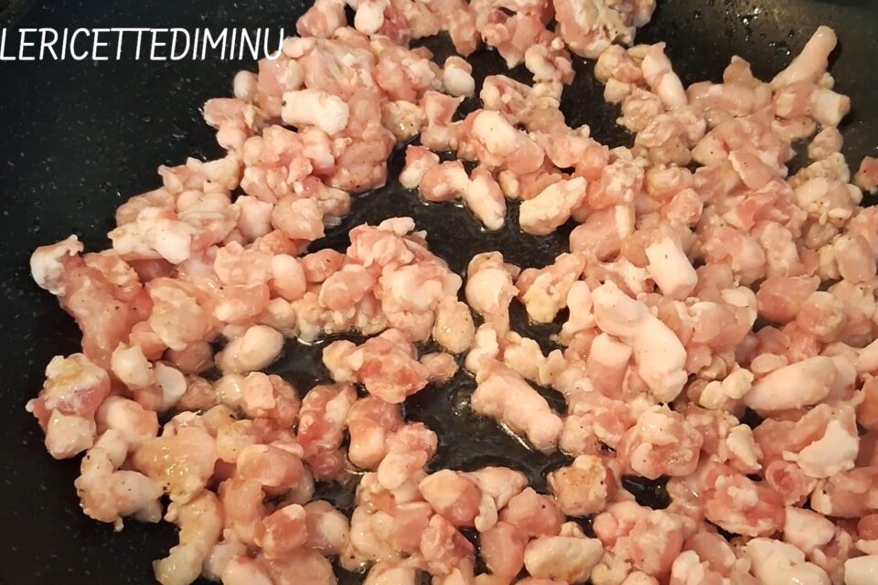 Lasagne carciofi e salsiccia