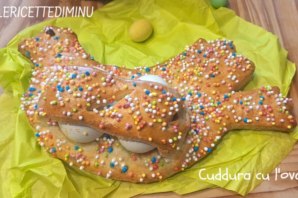 Cuddura cu l'ova di Pasqua