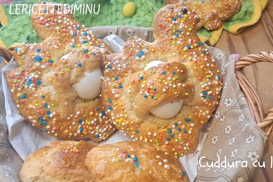 Cuddura cu l'ova di Pasqua
