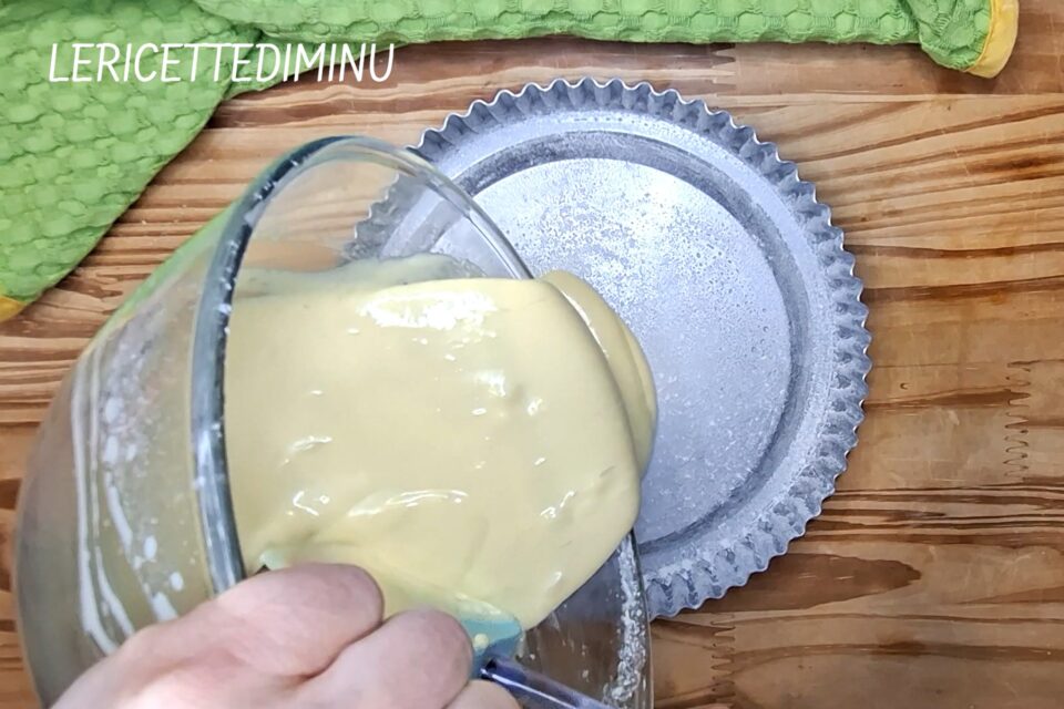 Crostata morbida con crema al cioccolato