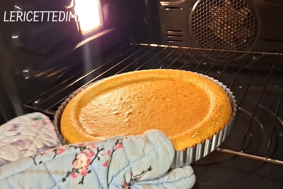 Crostata morbida con crema al cioccolato
