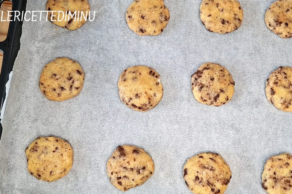 Cookies con gocce di cioccolato