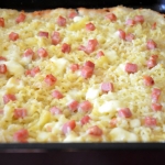 Pizza con patate e prosciutto cotto
