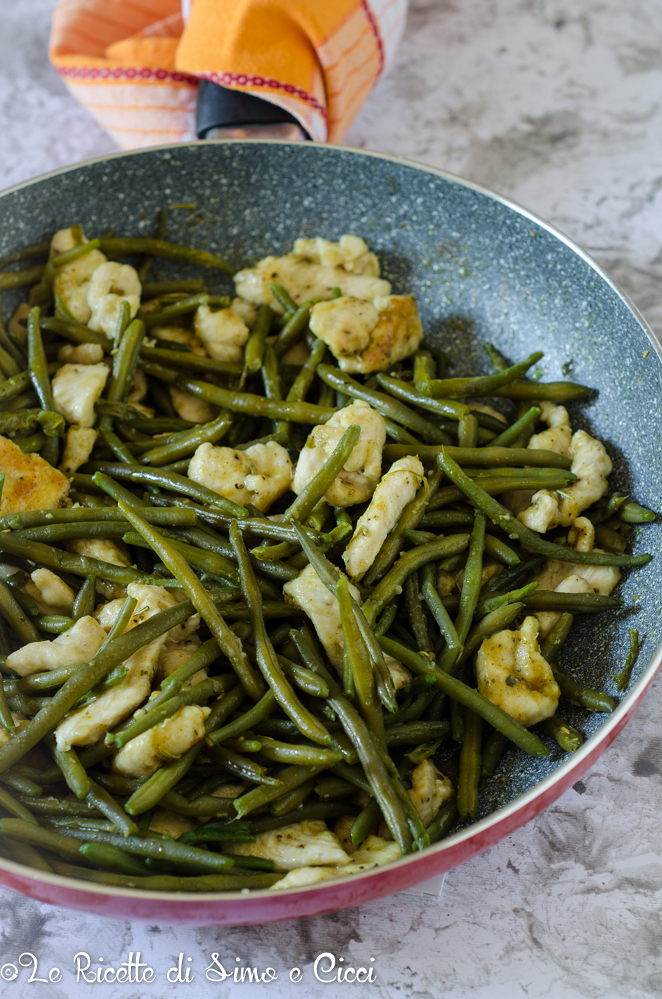 Straccetti di pollo e fagiolini