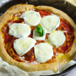 Pizza con mozzarella di bufala o margherita di bufala