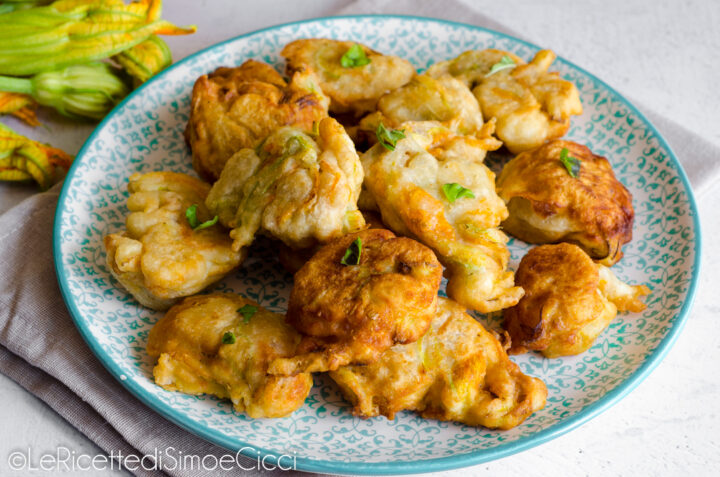 Frittelle ai fiori di zucca senza lievitazione e senza uova