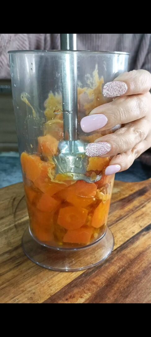 Frulliamo tutti gli ingredienti