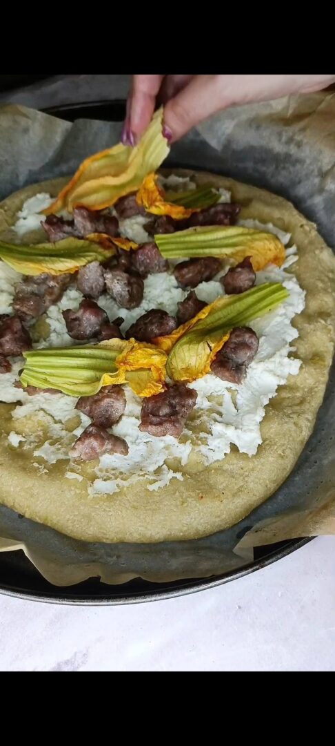 Aggiungiamo tutti gli altri ingredienti per il condimento