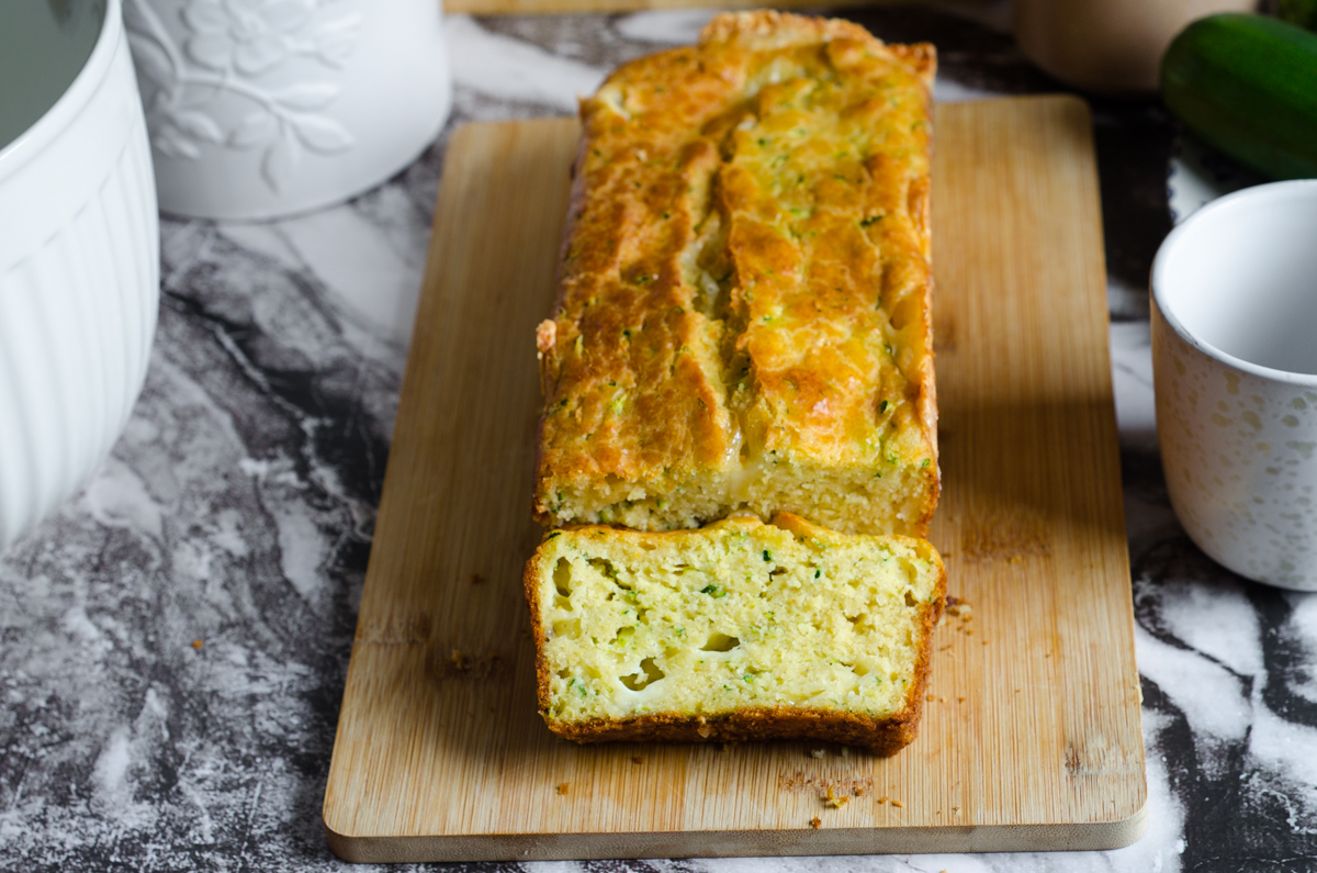 Plumcake salato zucchine e formaggio: soffice, veloce e perfetto per ogni occasione