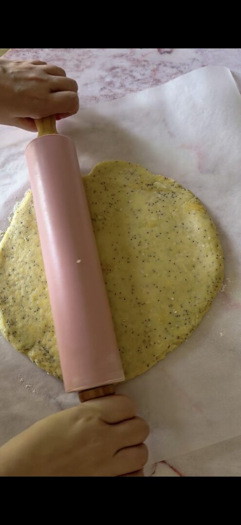 Stendiamo l'impasto
