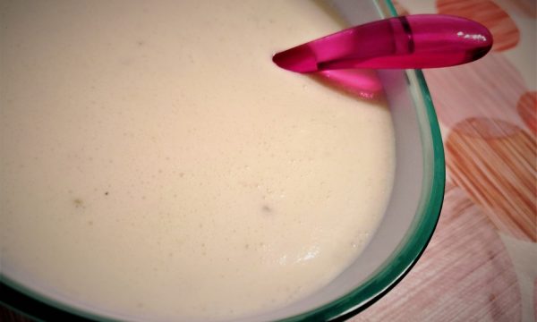 Salsa bianca allo yogurt per kebab