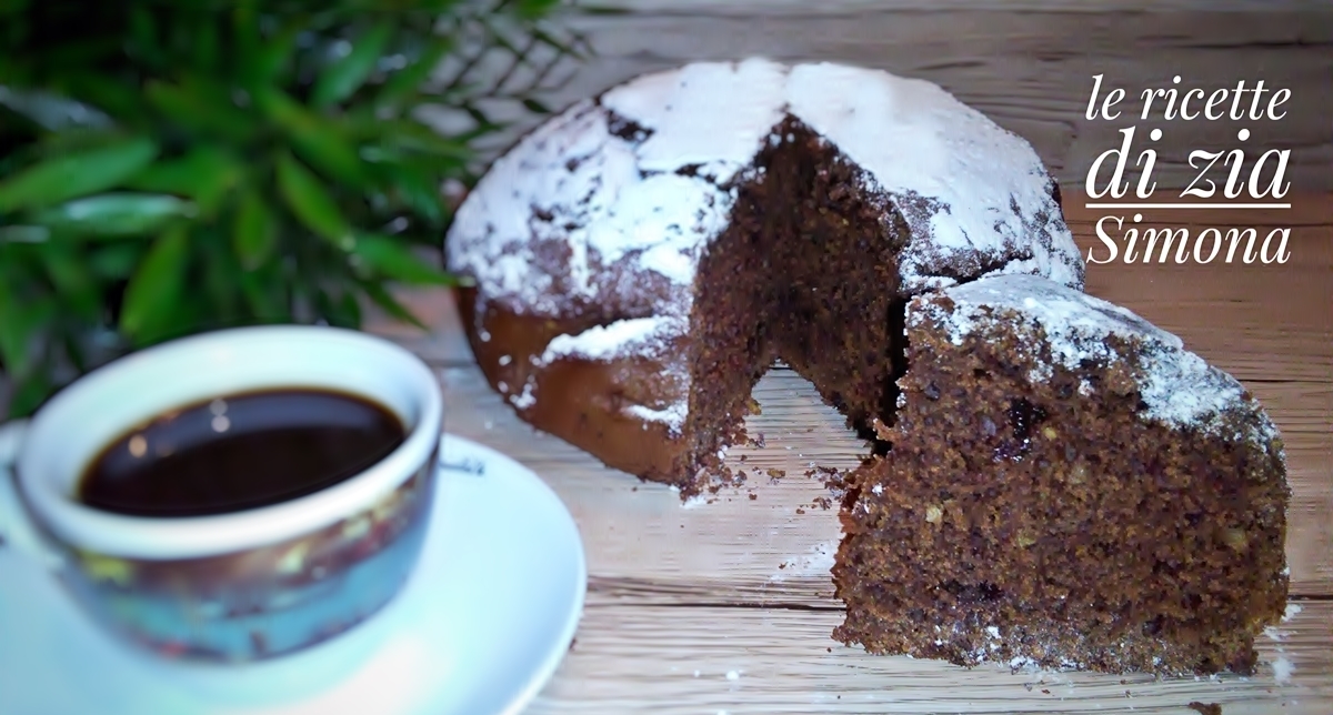 Torta caffè cioccolato e granella di nocciole