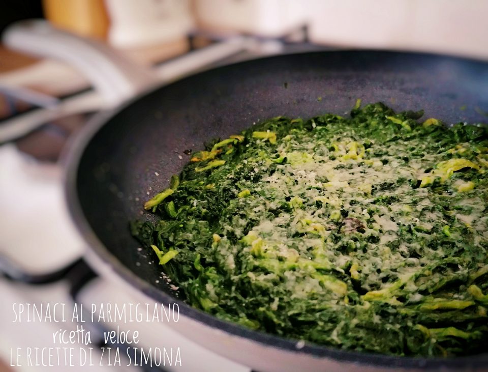 spinaci al parmigiano ricetta veloce